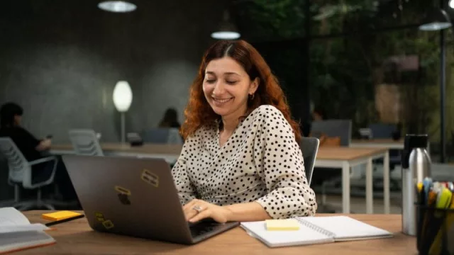 Coderhouse lanza plataforma para empresas con capacitación personalizada impulsada por IA