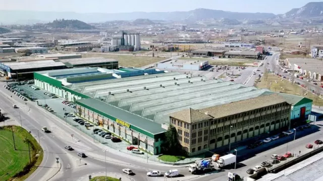 La empresa catalana Girbau inaugura una nueva fábrica en Estados Unidos con capacidad para producir 3.000 máquinas al año