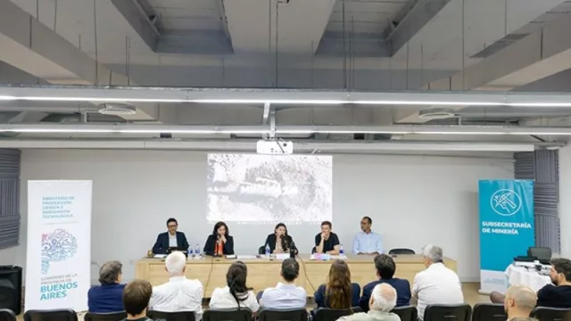 Kicillof ahora apuesta a la minería para impulsar el desarrollo productivo de la provincia de Buenos Aires