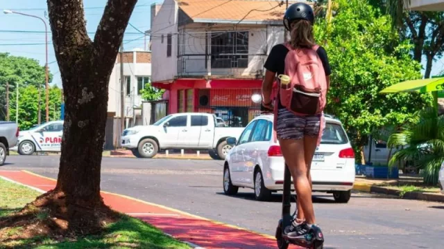 Movilidad alternativa en el NEA: Resistencia avanza sin red, mientras Corrientes y Misiones ordenan el cambio