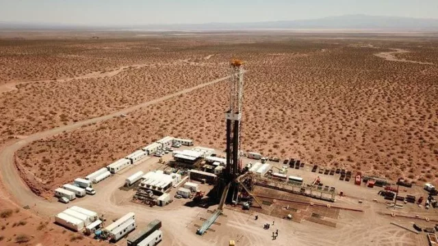 Mercados entre alivio global y tensiones locales (tregua geopolítica, inflación y señales mixtas en la economía)