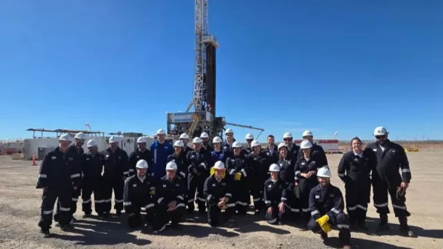 Pymes neuquinas entran al corazón de Vaca Muerta: recorrieron un yacimiento clave de Vista Energy