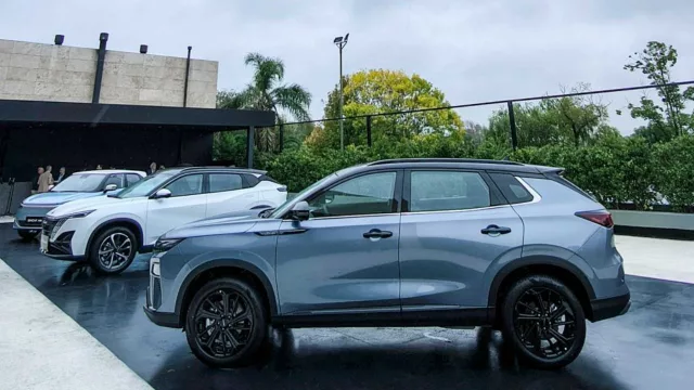 Dongfeng baja hasta US$ 4.710 sus autos en Argentina (cómo quedaron los nuevos precios)
