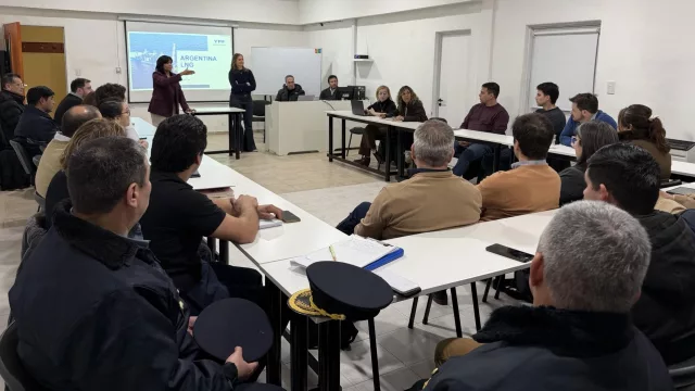 Río Negro acelera Argentina GNL con una agenda junto a municipios y empresas
