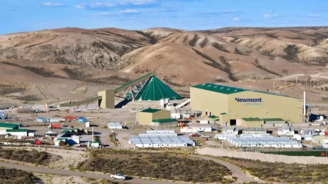Newmont reanuda gradualmente las actividades en Cerro Negro tras avanzar en un acuerdo con Santa Cruz