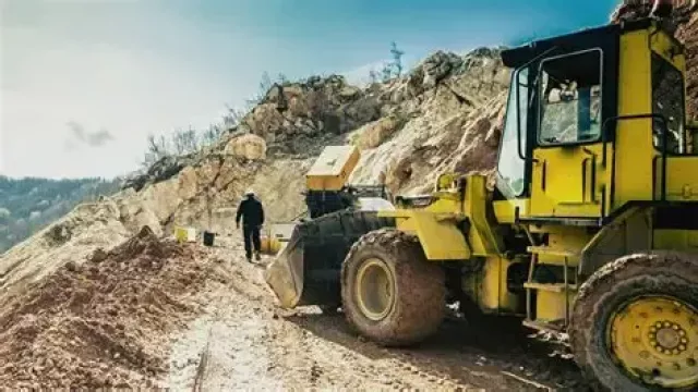 Fredonia busca C$ 10 millones para acelerar El Dorado-Monserrat tras presentar su PEA