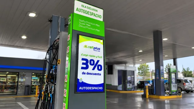YPF impulsa la expansión de Refiplus desde Tucumán: la reconversión de Refinor suma autodespacho